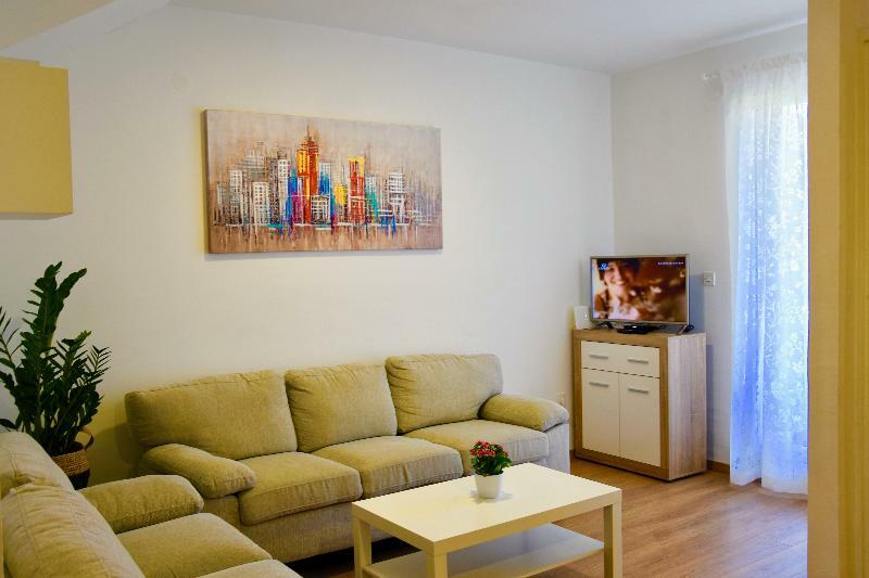 Apartment Tina